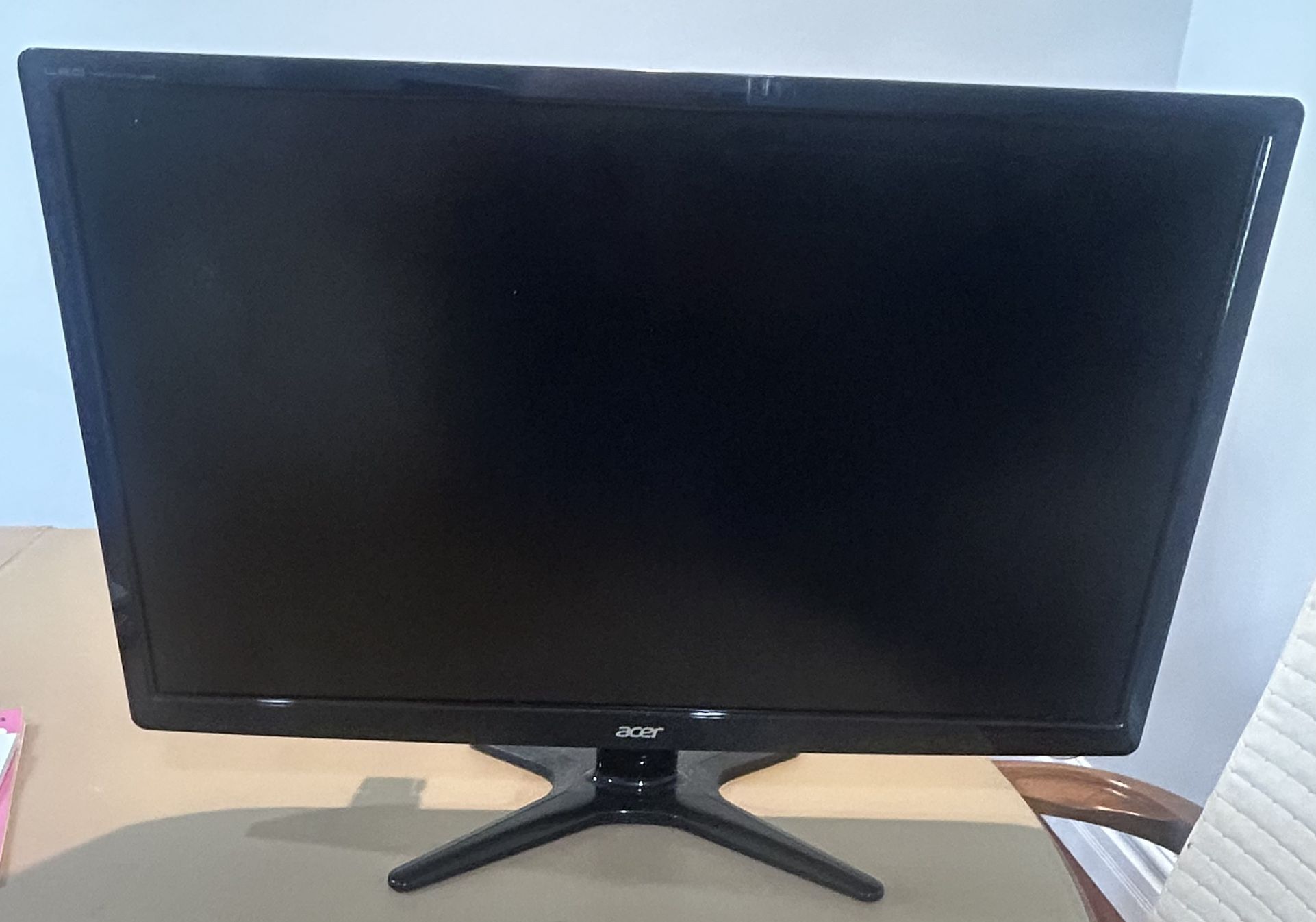 Acer 24 Inch LED Monitor 