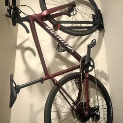 **L@@K @ SPECIALIZED Diverge E5** Like New SHIMANO Powertrain, Future Shock, Carbon Fork**