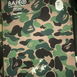 Bape Case Green Camo 