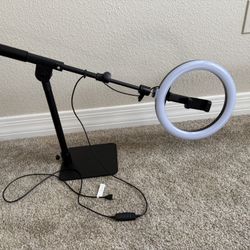Ring Light With Adjustable Phone Clip