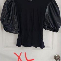Women's Clothes 