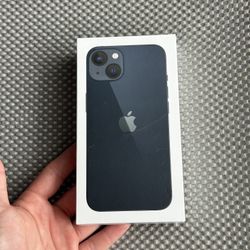 Apple iPhone 13 NEW UNLOCKED