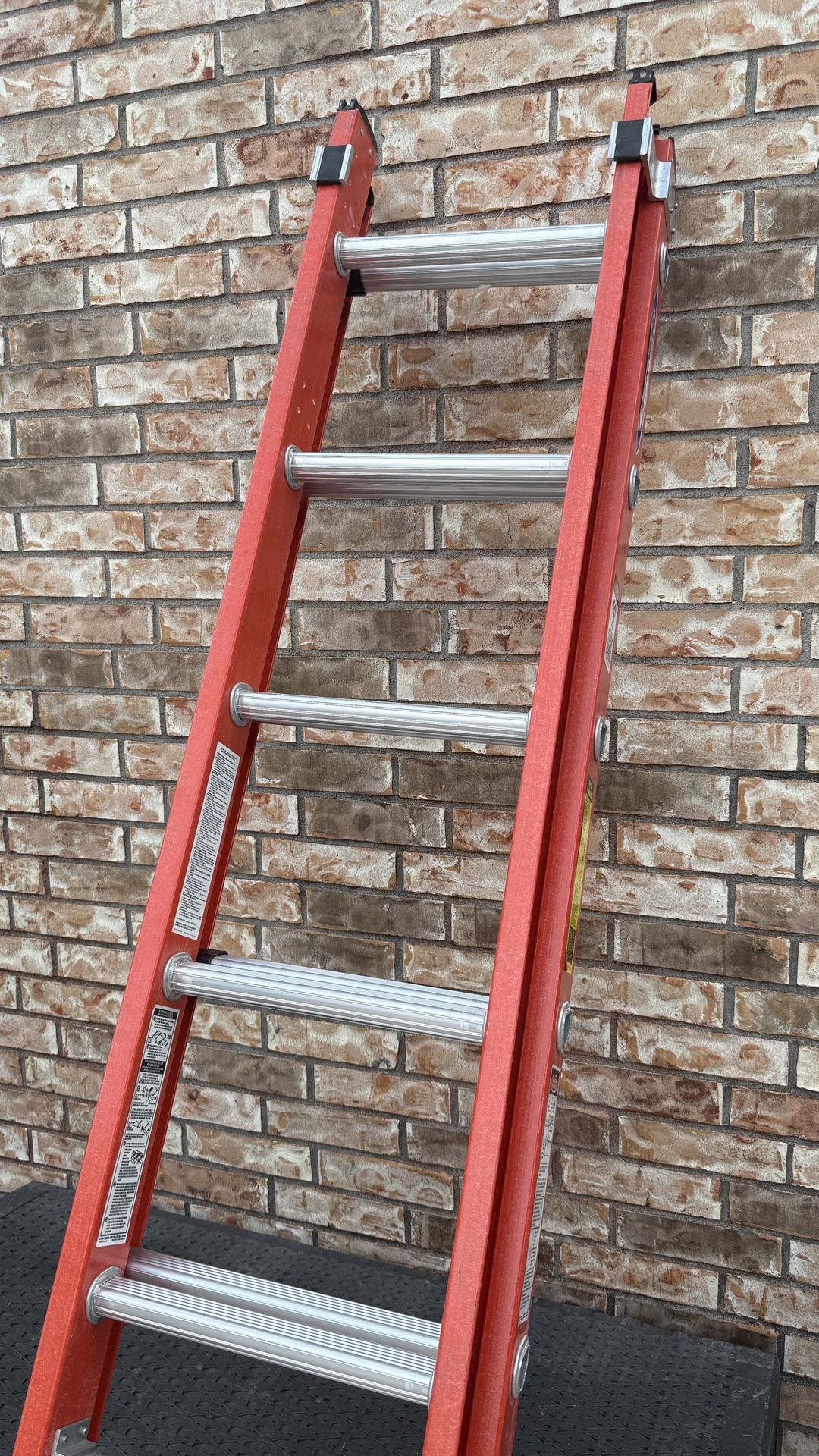16 ft Werner Extension Ladder NEW