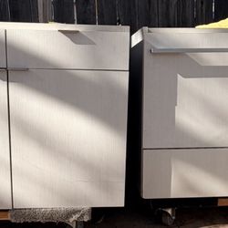 Fisher & Paykel Refrigerator