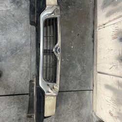 1999 Mazda b2500 grill, lights and panel support