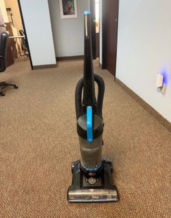 Bissell vacuum cleaner.