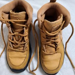 Kids Nike Manoa Leather Boots Size 13