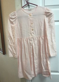 Simple pink dress size 8