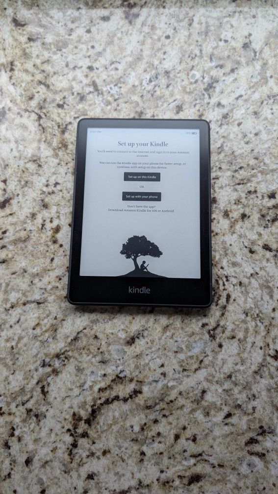 Kindle Paperwhite Signature Edition With Case.