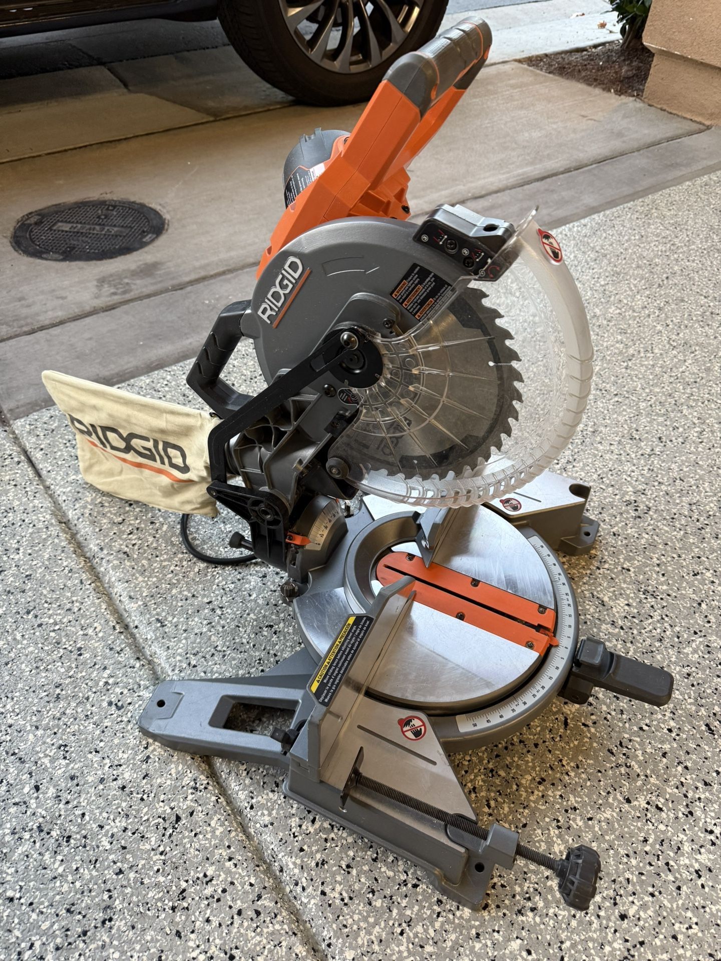 15 Amp 10 in. Dual Miter Saw with LED Cut Line Indicator