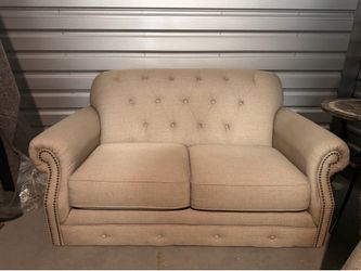 Sofa/loveseat Ashley’s Furniture