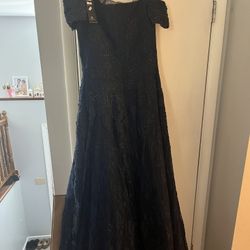New Never Used The Wedding I Was Going to Attend Got Cancelled, Size 