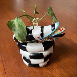 Beetlejuice Sandworm Planter 