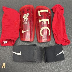 Liverpool Shin Guards M 5’3” To 5’7”