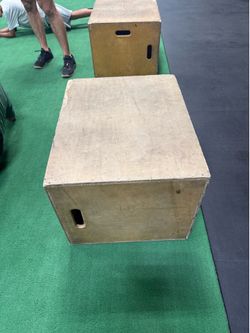 Wooden Plyometric Box (20”x24”x30”)  Listing Title 20”x24”x30” Wooden Plyometric Box  Listing Price $50  Description  Commercial plyometric jump box m