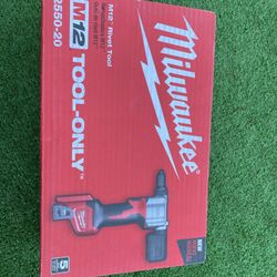 Milwakee Remachadora New (tool Only) $180 