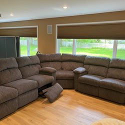 La - Z - Boy 3 Piece Reclinable Sofa