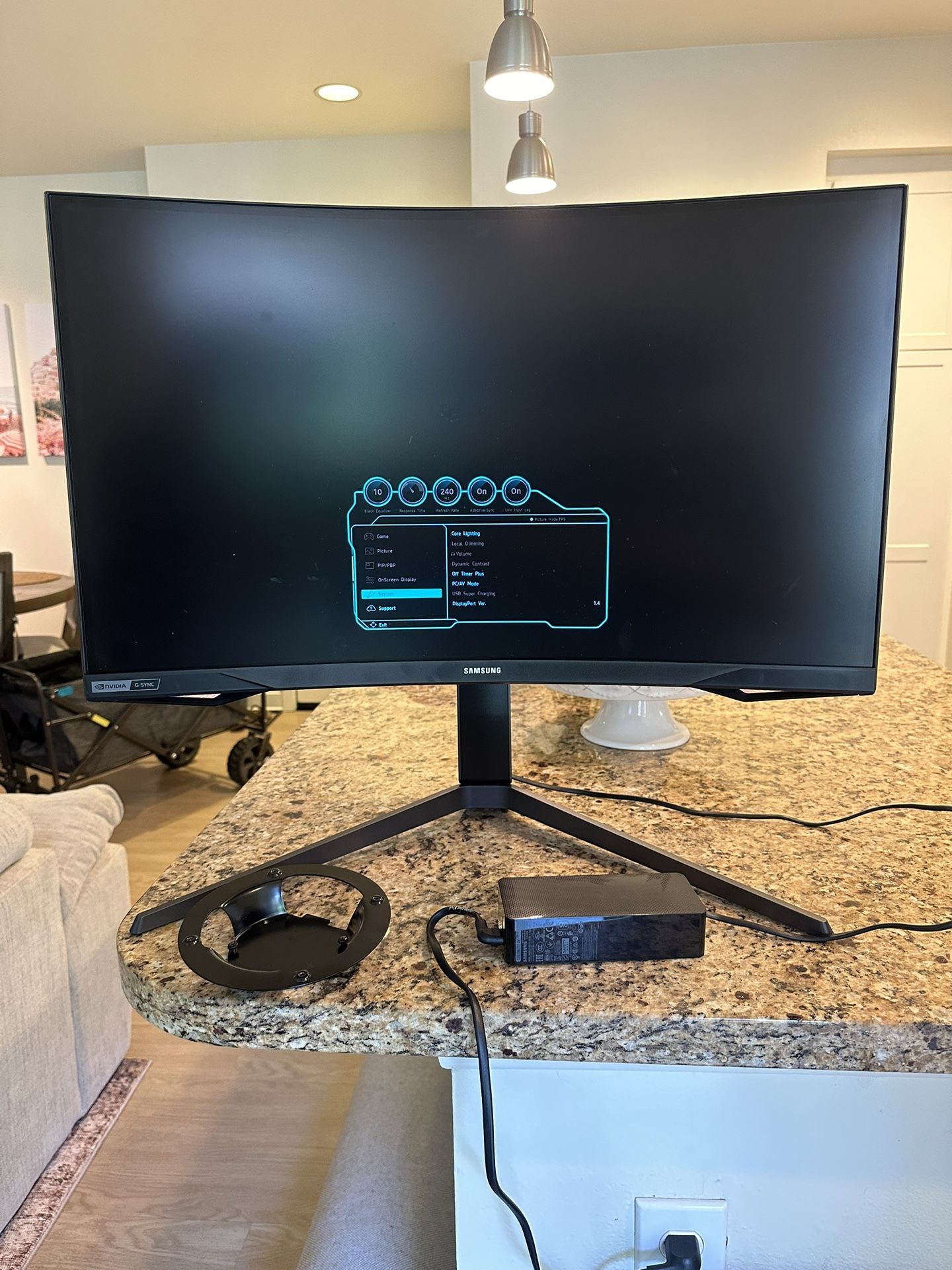 Gaming Monitor 240 FPS Hz 1440p