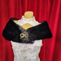 Shawl/ Wrap Faux Fur Has Clasp