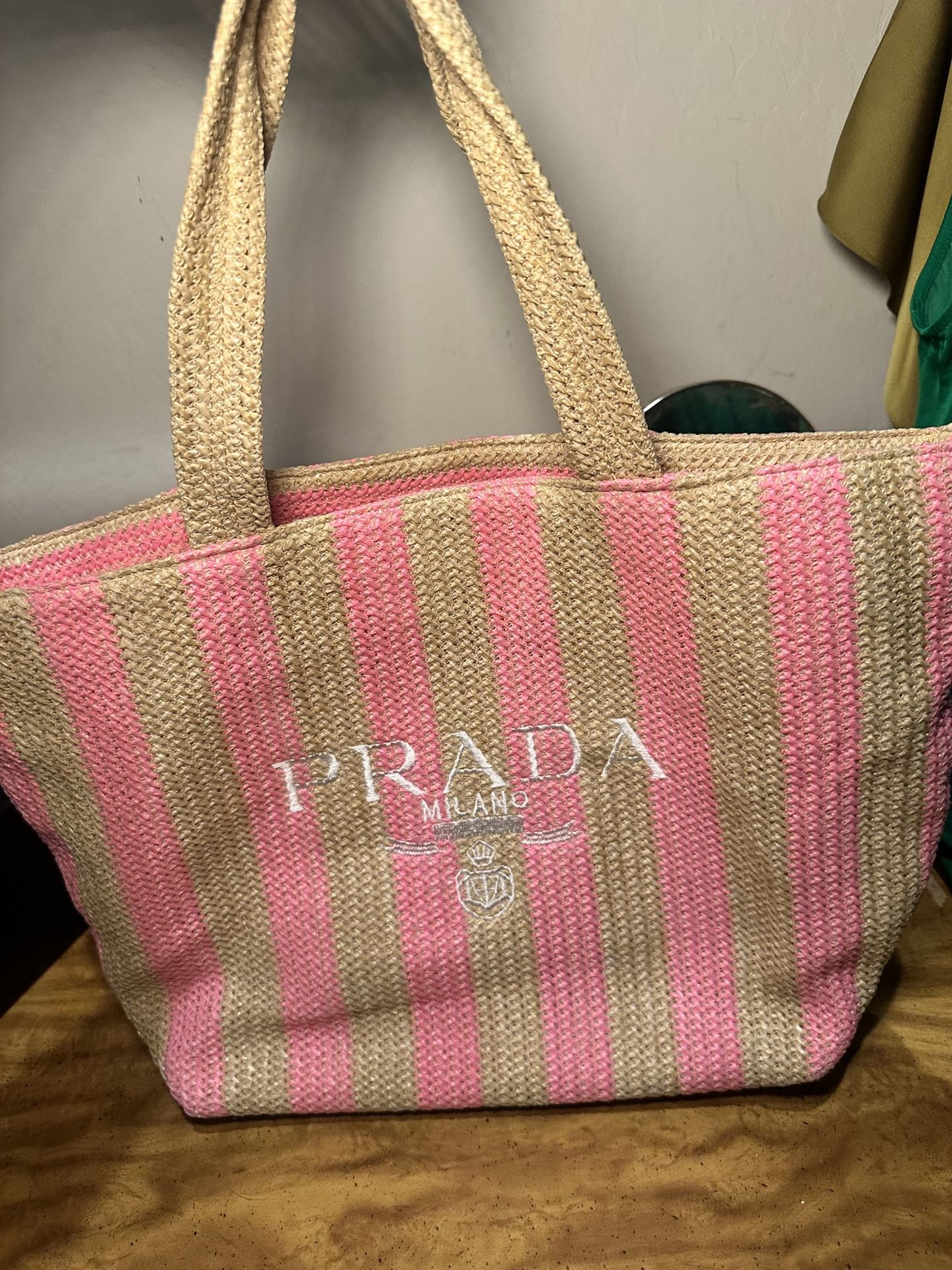 Purses 5 Bucks