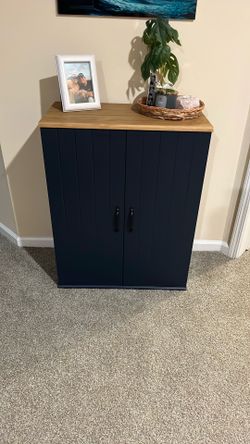 Living Room Storage Cabinet/hutch