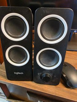 Pre-Owned Logitech Z200 Multimedia Speaker