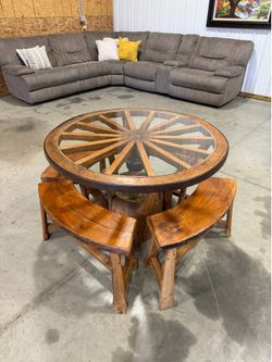 Wagon Wheel Table With Benches