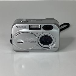 FinePix FujiFilm Digital Camera