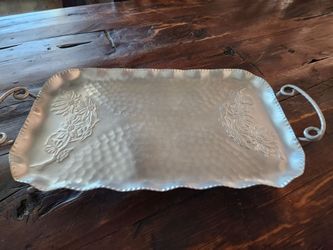 Aluminum serving tray