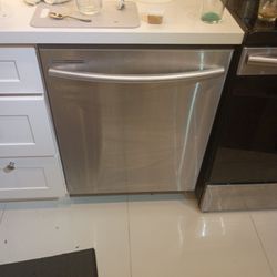 Free Dishwasher Samsung 