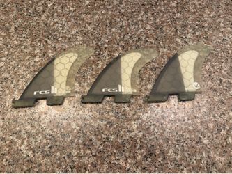 Reactor FCS2 medium surfboard fins