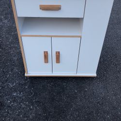 Wooden rolling microwave stand