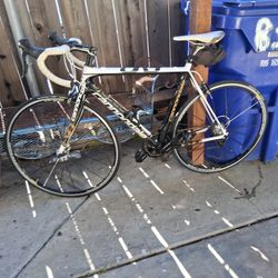Cannondale Supersix Like New  