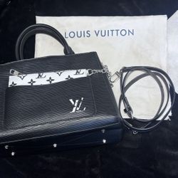 2022 Louis Vuitton 