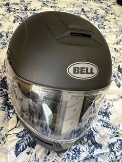 Motorcycle helmet