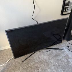 Samsung TV - 40 Inch