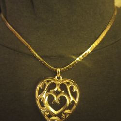Valentine Necklace Gold Tone Chain Open Cut Heart Pendant