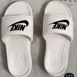 Nike Women's Victori One Slides