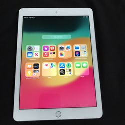 iPad 6th 9.7” Gen 32GB Cellular 