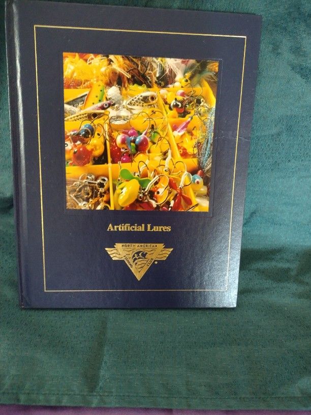 Artificial Lures Fishermen's Gift Book. Vivid Photos