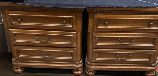 Dresser & 2 Night Stands