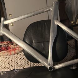 Aventon Mataró Low