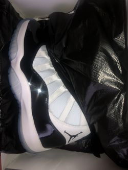 Air jordan concord 11 2018 size 9 worn twice