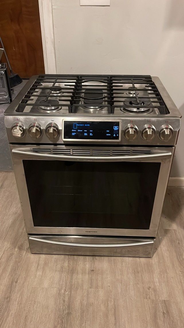 Samsung 30" Fingerprint Resistant