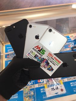 IPHONE 7 32GB UNLOCKED