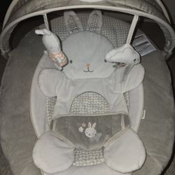 InLighten Bouncer

Twinkle Tails