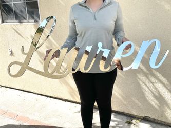 Backdrop Personal Name Acrylic Sílver Mirror 4 ft Wide