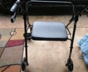 Walker holds up to 500 pounds