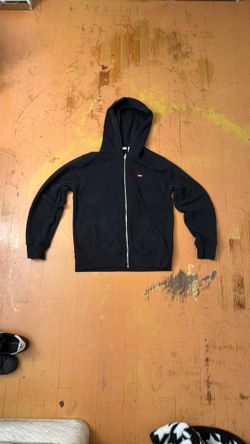 Levi Zip Up