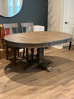 Pier 1 Oval Extendable Dining Table